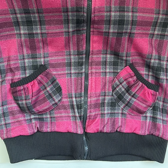 3/$20 😀 Reversible fuzzy hoodie - Picture 5 of 6